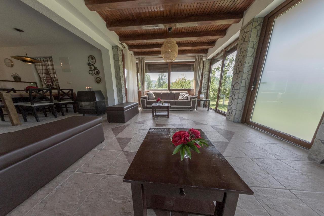 Casa Dellˇ Amore Villa Bihac Exterior photo