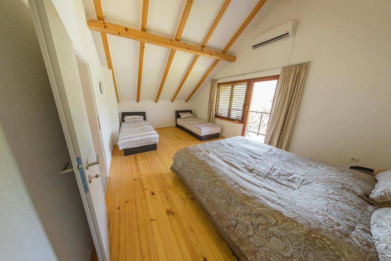 Casa Dellˇ Amore Villa Bihac Exterior photo